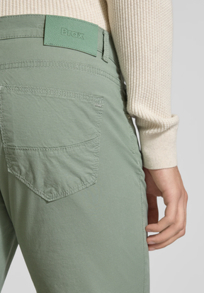 Calça Masculina com Bolsos Laterais Verde Claro